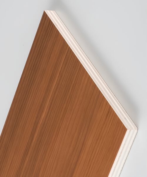 Mehrschichtplatten aus Pappelholz aus kurzer Kette für leichte Möbel und Konstruktionen